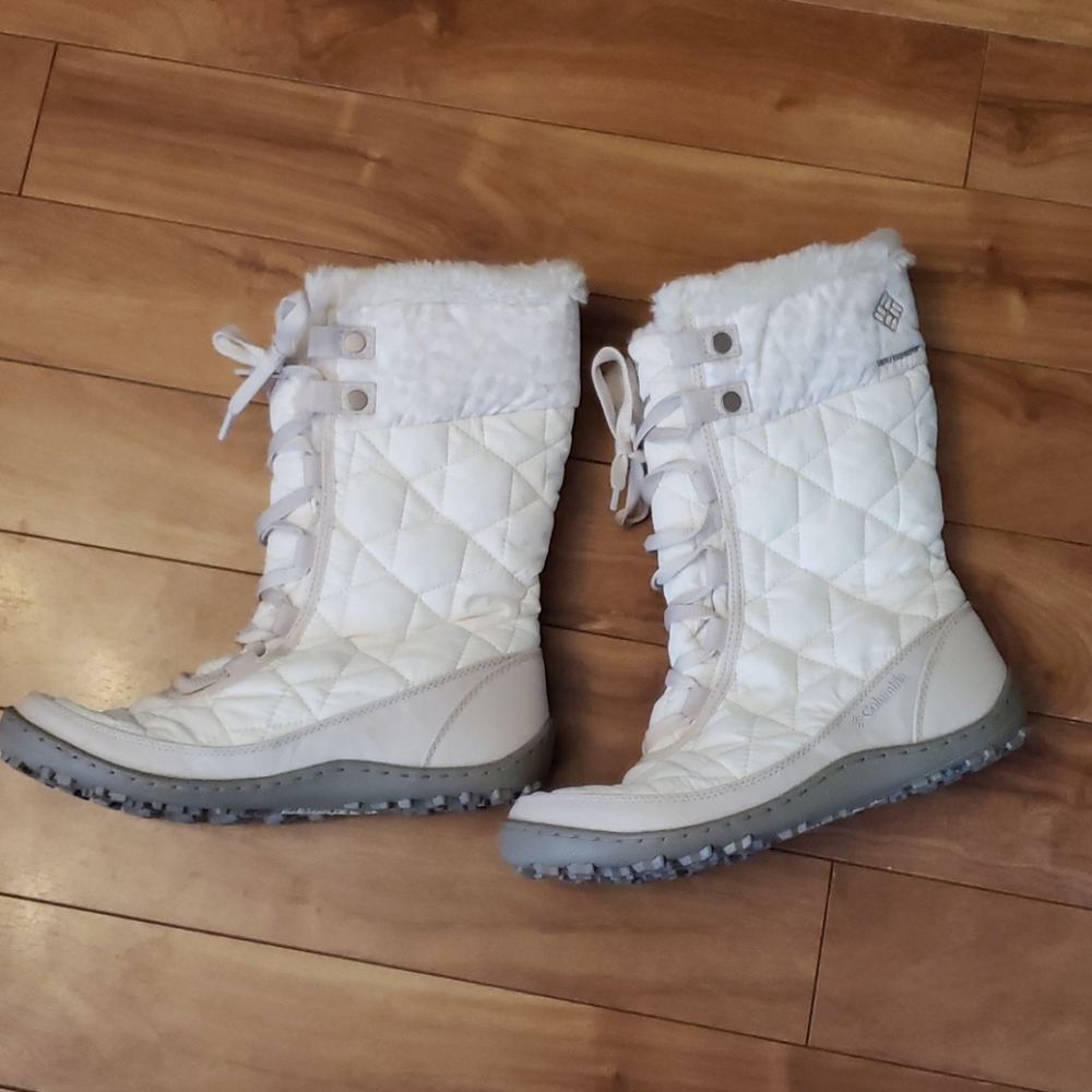 Columbia boots